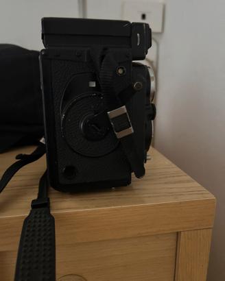 YASHICA mat-124 G