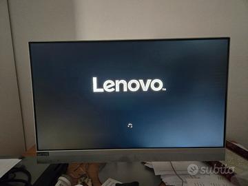 pc desktop con tastiera LENOVO ALL IN ONE