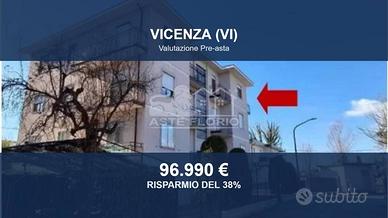 Immobile in asta di 97 m² con box auto a Vicenza