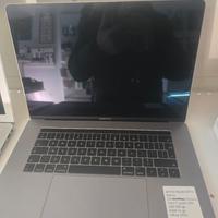 Apple MacBook Pro 15"