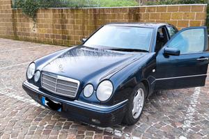 MERCEDES ASI CDI 220 Classe E (W/S210) - 1999