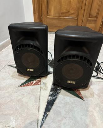 Coppia Casse Attive Audio Tools ST208A - 50W