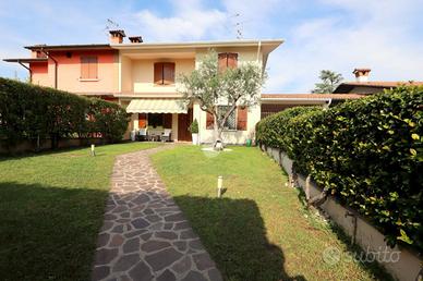 PORZIONE DI BIFAMILIARE A MONTIRONE