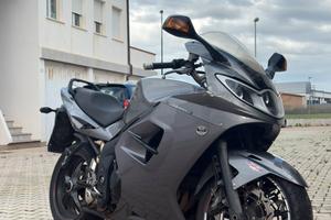 Triumph sprint st 1050