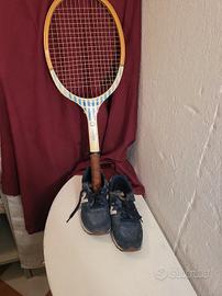 Racchetta tennis in legno + scarpe New balance 996