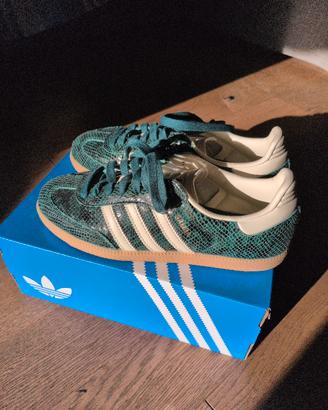 Adidas samba