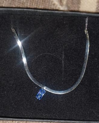 collana con pendente viola 