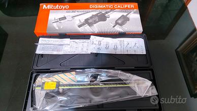 Calibro digitale Mitutoyo nuovo sca.la 0-300 mm