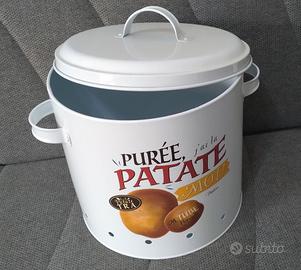 Contenitori per patate, cipolle e aglio.