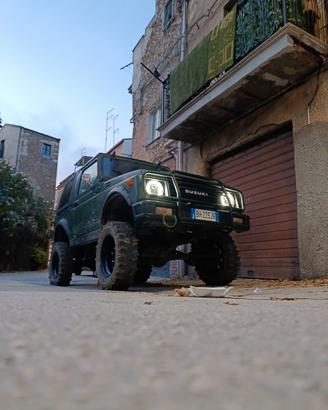 Suzuki sj 500