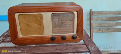 Radio d'epoca Kosmovox sconosciuta del 1950