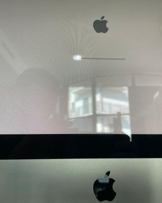 Apple IMAC 21.5”
