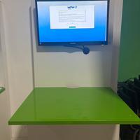 Postazione Internet / PC da parete con monitor