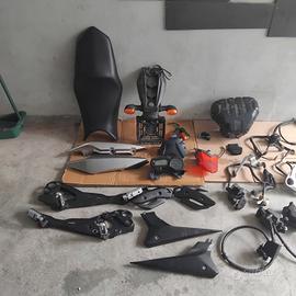 yamaha xj6 pezzi di ricambio piu blocco motore 