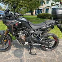 Honda CRF 1000 Honda Africa Twin CRF 1000 L DCT (2