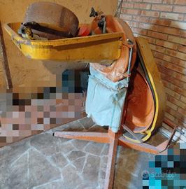 Mulino per cereali OMAS M21 con vagli