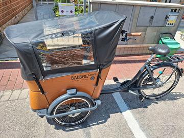 Bici cargo cargobike Babboe Curve accessoriata