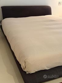 Letto matrimoniale B&B Italia