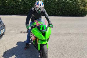 KAWASAKI ZX10R modello 2011-2015
