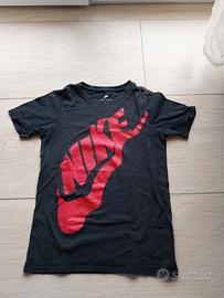 nike t-shirt