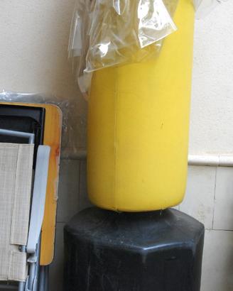 Sacco colpitore boxe da terra