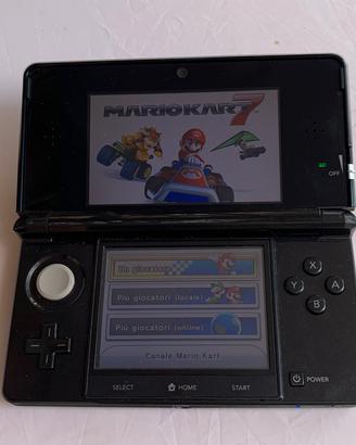 Nintendo 3DS Nero + custodia + 2 giochi