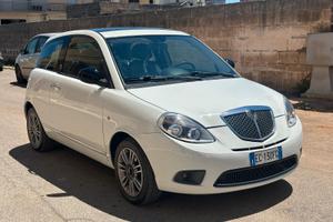 LANCIA YPSILON GPL 2010