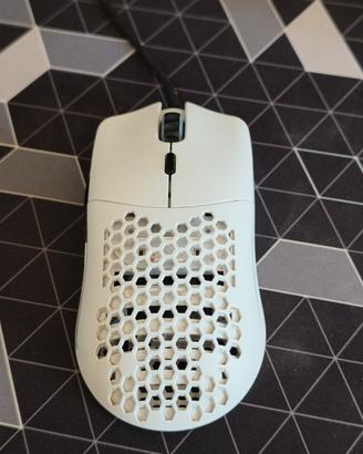 Mouse glorious model 0 
