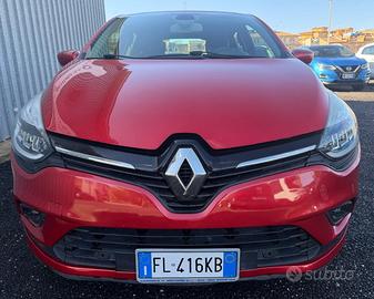 Renault Clio FULL OPTIONAL PRONTA ALL'USO