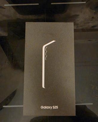 Scatole Samsung S25 e Samsung Z Flip6