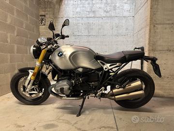 BMW R NINE T roadster
