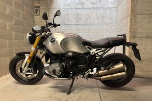 BMW R NINE T roadster
