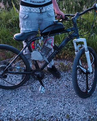 Bici a motore 110cc 2 tempi