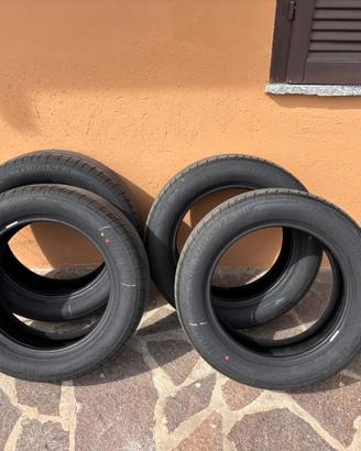 Bridgestone Touranza T005 235/55 r18 100v