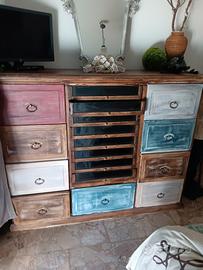 como'con 9 cassettoni al centro porta camice