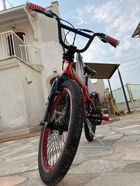 Bicicletta bmx HIP