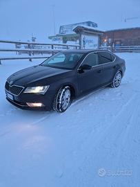skoda superb 3,2 tdi automatico 