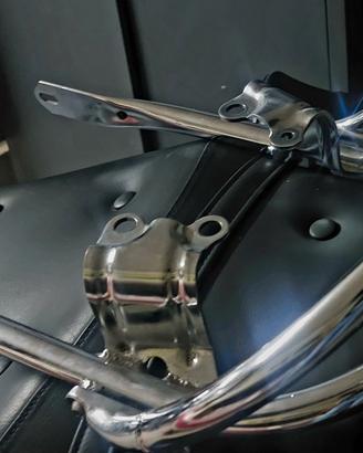 maniglione e kit fissaggio per Bonneville  t 120 p