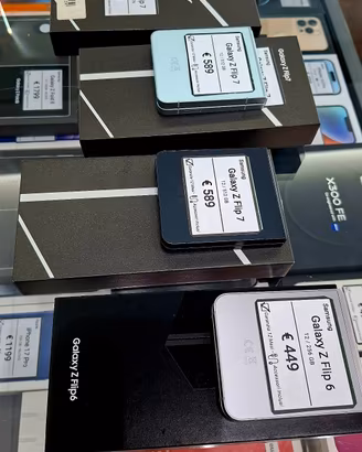 SAMSUNG GALAXY Z FLIP 6 5G 256GB