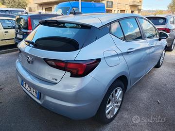 Opel Astra 1.6 CDTi 5 porte Business