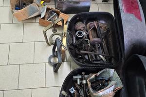 attrezzi piaggio officina