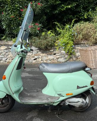 Vespa ET4 125