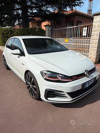 GOLF GTI  7.5PERFORMANCE 245CV DSG – 54.300 KM