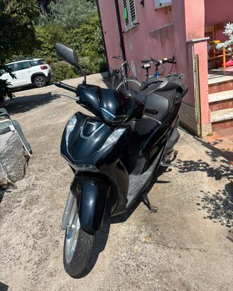 SH 125abs