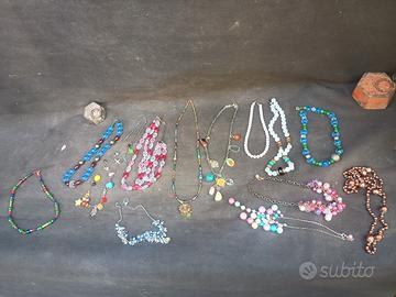 lotto collane bigiotteria vintage 13 pezzi