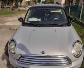 MINI Mini (R56) - 2011