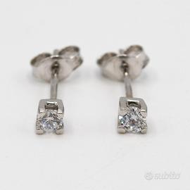 Orecchini in oro bianco 9 kt con zircone S.46