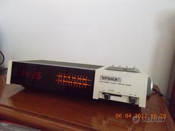 Radio-sveglia vintage