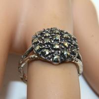 Splendido anello antico argento marcasite