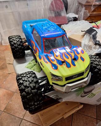 Macchinina RC Traxxas XMAXX